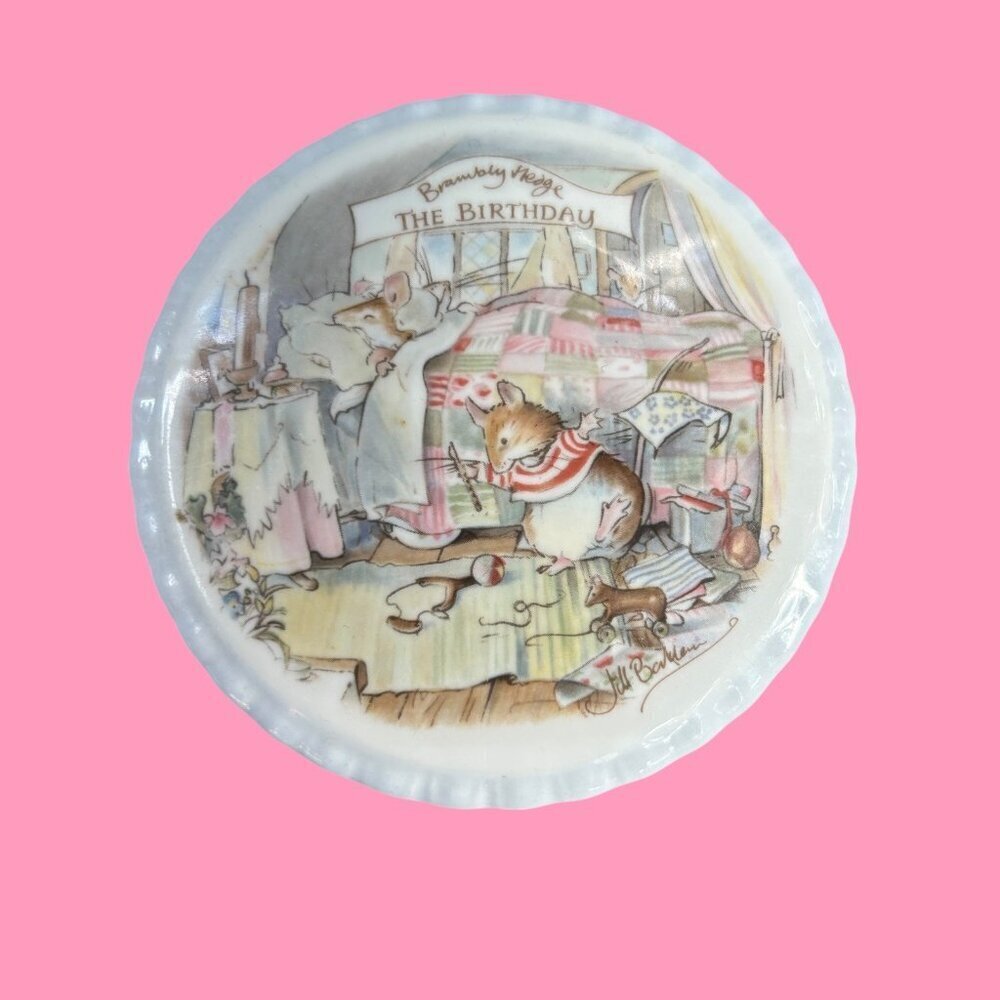 Royal Doulton Bramley Hedge The Birthday Trinket Gift Box Jill Barklem Design